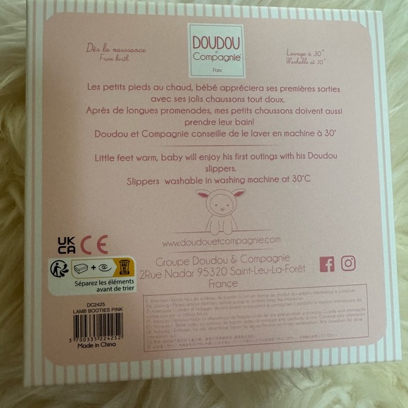 Doudou et Compagnie Paries Lamb Baby Booties Slippers Infant Footwear Newborn - Picture 5 of 5